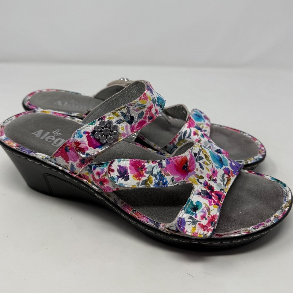 Alegria Multi-Color Floral Leather Wedge Sandals Size 40  Slide‎